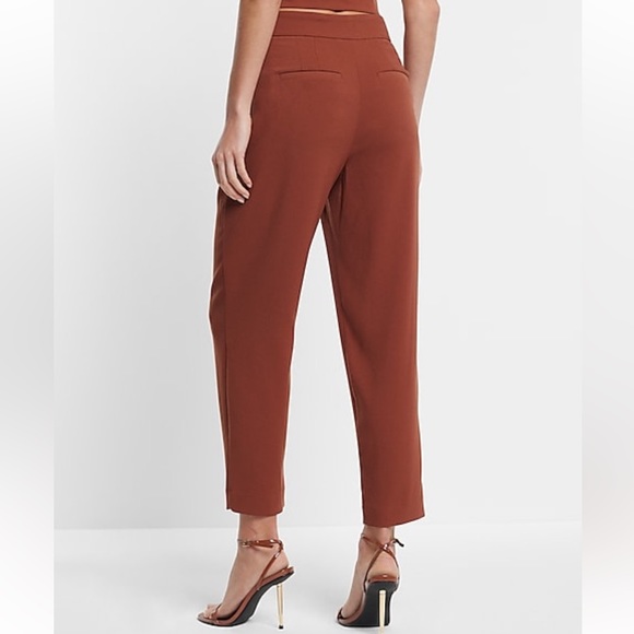 🔥🔥🔥NEW Express Stylist Super High Waisted Pleated Ankle Petite Short Pants 8S - Picture 5 of 6